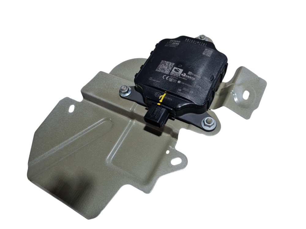 Sensor ponto cego esquerdo Toyota Yaris CROSS XRX 2026 – Clicars