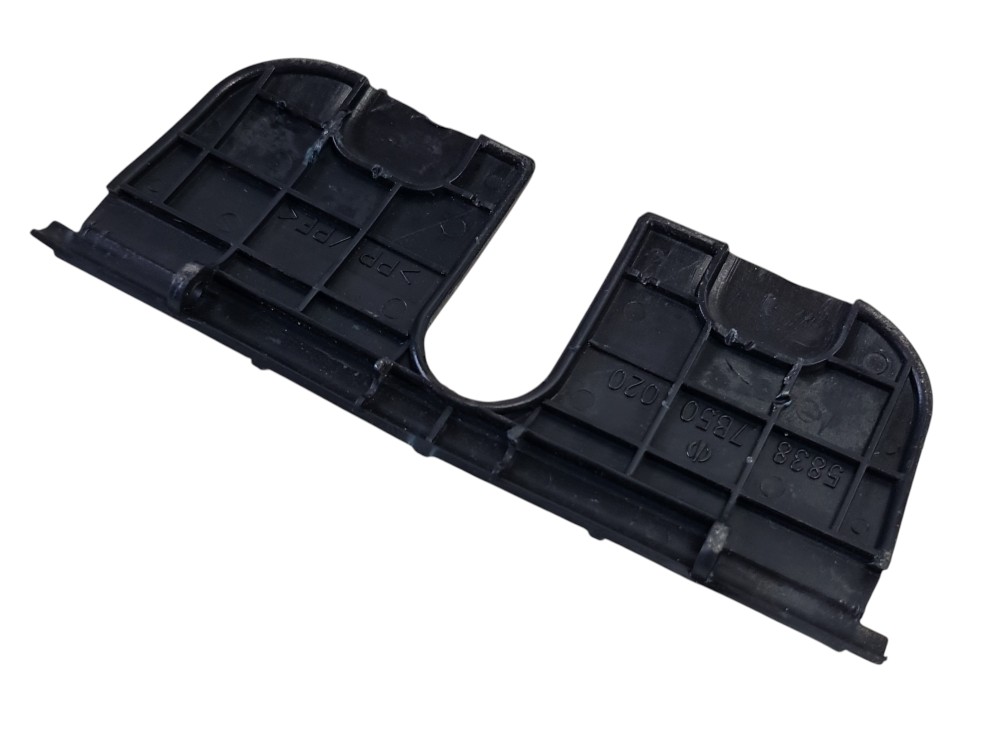Acabamento Engate Porta Malas Lexus Ls 460l 2013 58387b50020 5