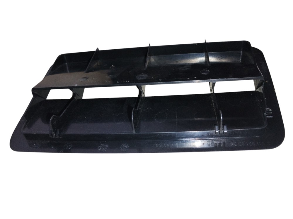 Moldura Saída De Ar Traseira Mercedes Cls 500 2005 6