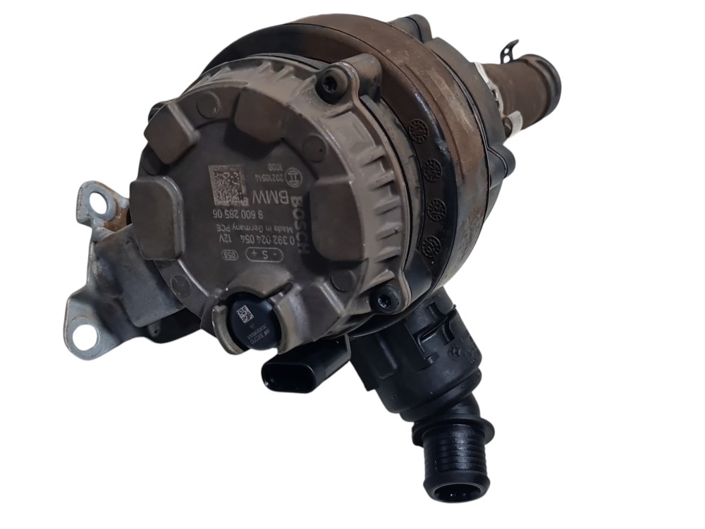 Bomba De Água Bmw I3 2022 860028506 Original 2