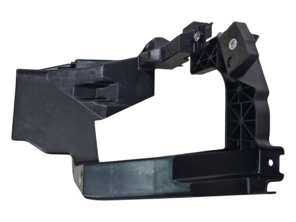 Suporte quadro farol dianteiro fiat toro ano 2016 a 2026