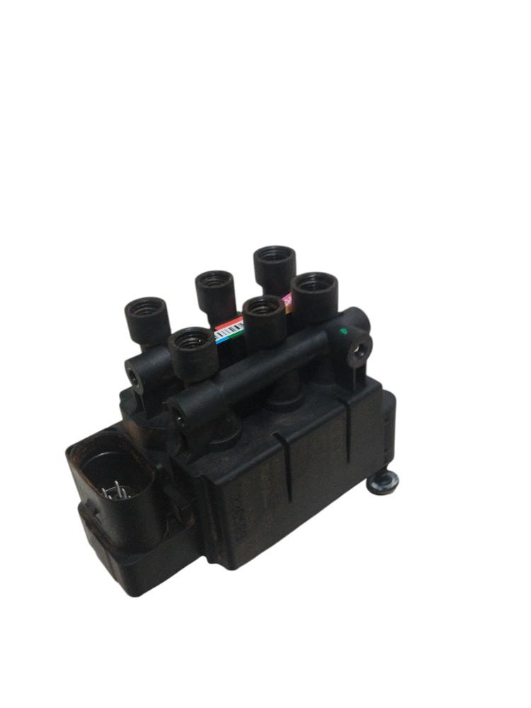 Válvula compressor Suspensão a Ar Audi Etron 2022 ORIGINAL 5