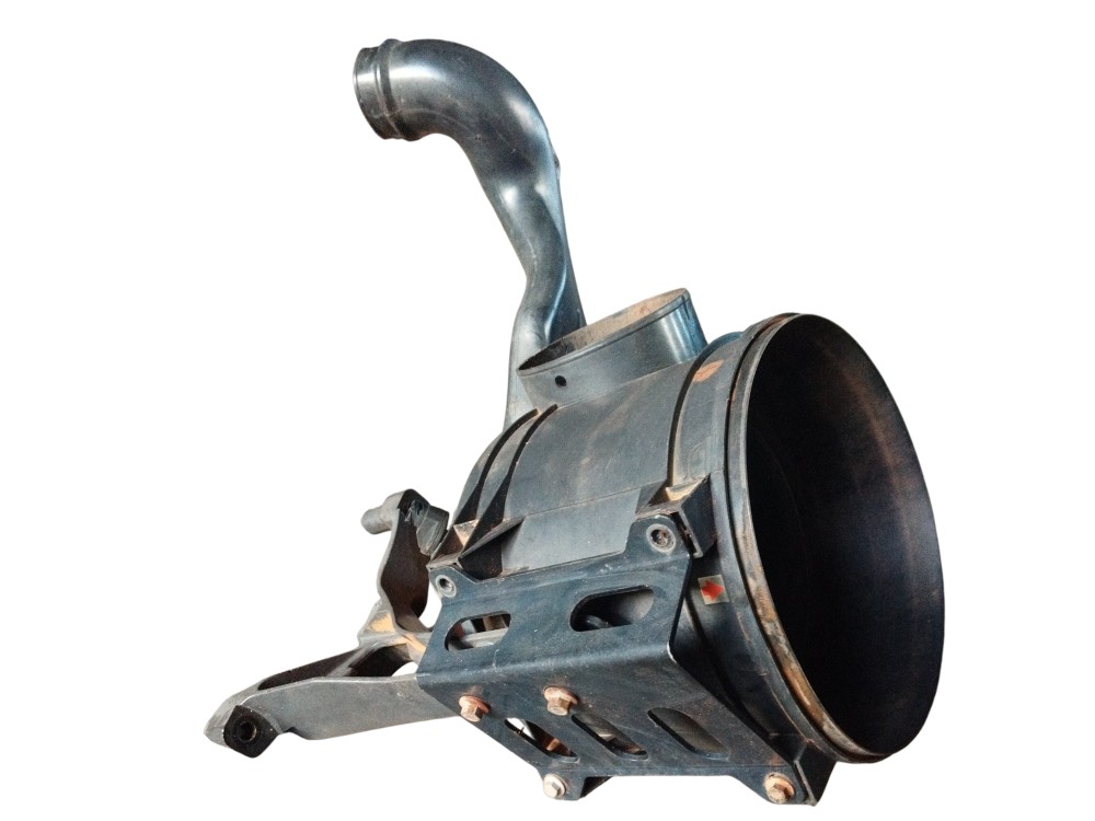 Duto de Admissão de Ar Com Suporte Volvo Vm330 2021 21425129 5