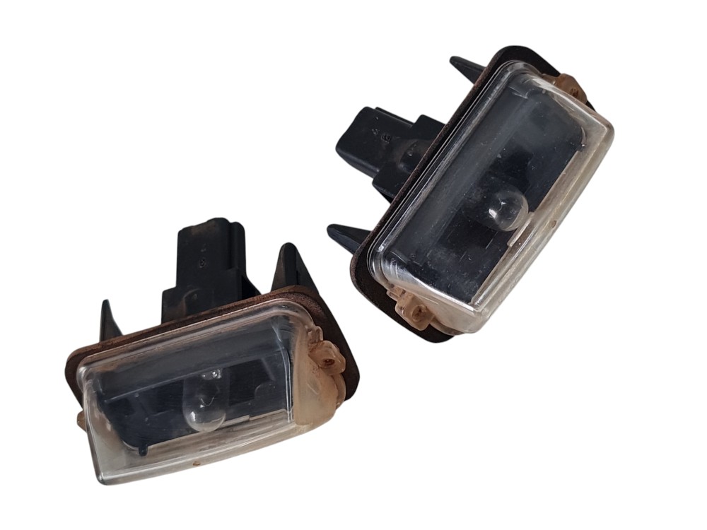 Par Luz De Placa Traseira Toyota Yaris 2019 A 2025 Original 4