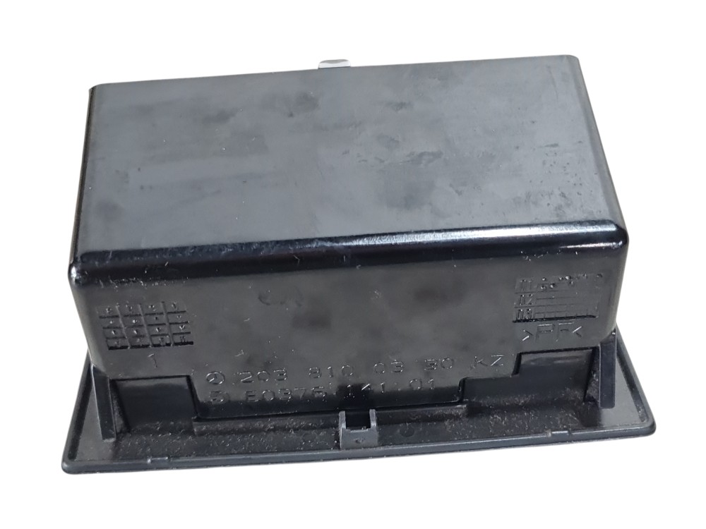 Porta moedas console Mercedes Classe C 230 2002 2038100330 4