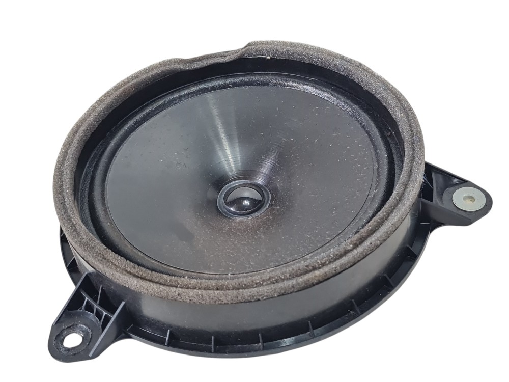 Alto Falante Porta Traseira Esquerda Toyota Yaris 2023 2024 2