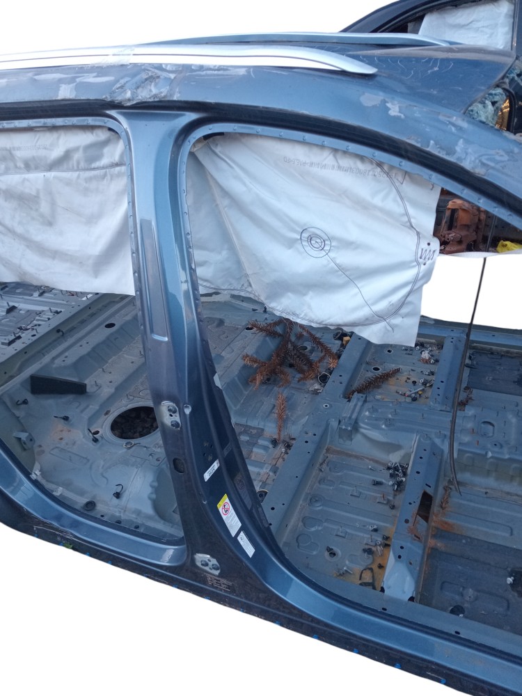 Coluna e caixa de ar carroceria Byd Song Pro 2025 3