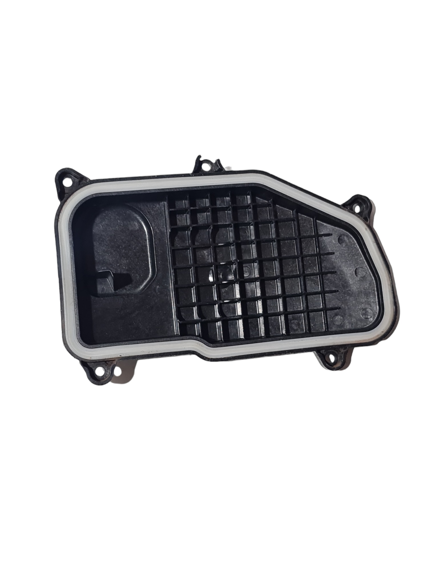 Tampa De Vedação Do Farol Audi Q3 2018 4