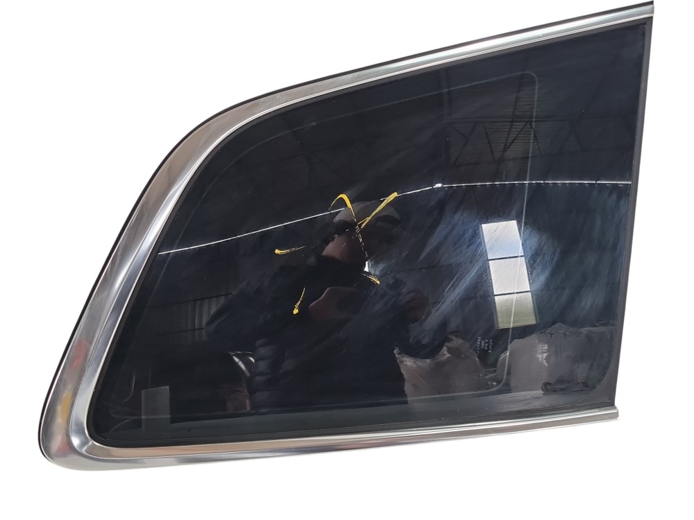 Vidro Vigia Traseiro Lateral Direito Volvo Xc90 D5 2017 6