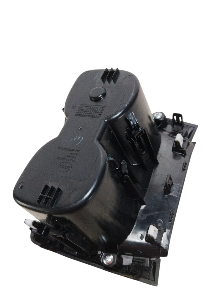 Porta Copo Byd Song Pro Gs 2025 2026 SA2FL5305201 4