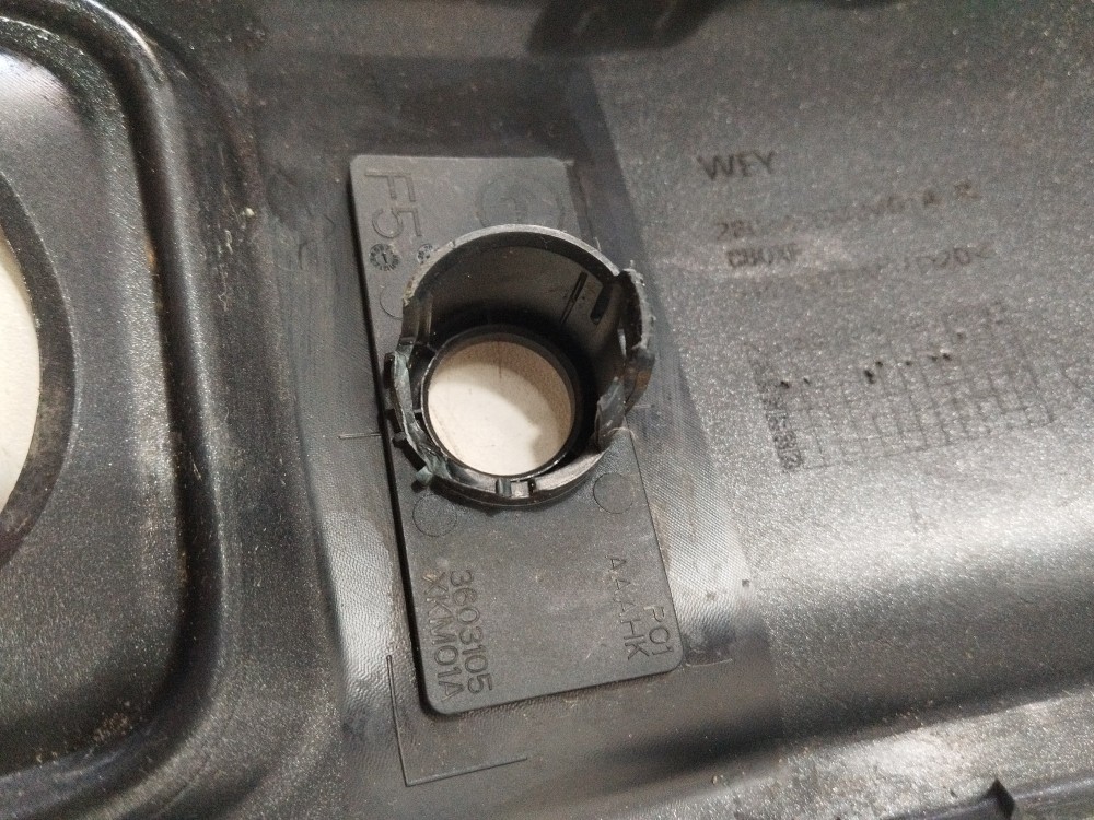 Moldura Do Para-choque Dianteiro Direito – Tank 300 Original 3
