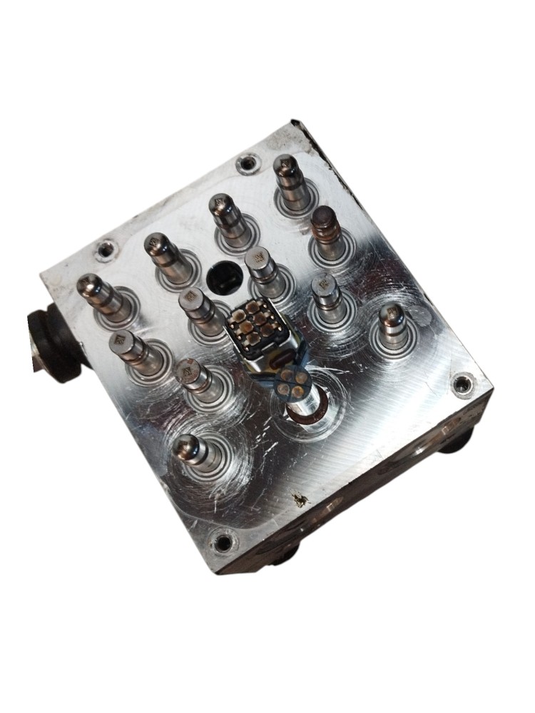 Módulo Abs Renault Kangoo 2024 2025 A4209001706 8
