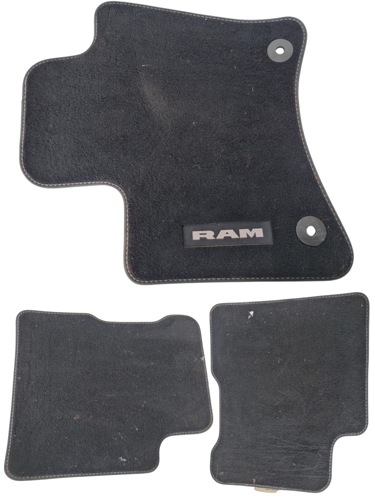 Jogo De Tapetes Traseiros Ram Rampage 2023 Original 1
