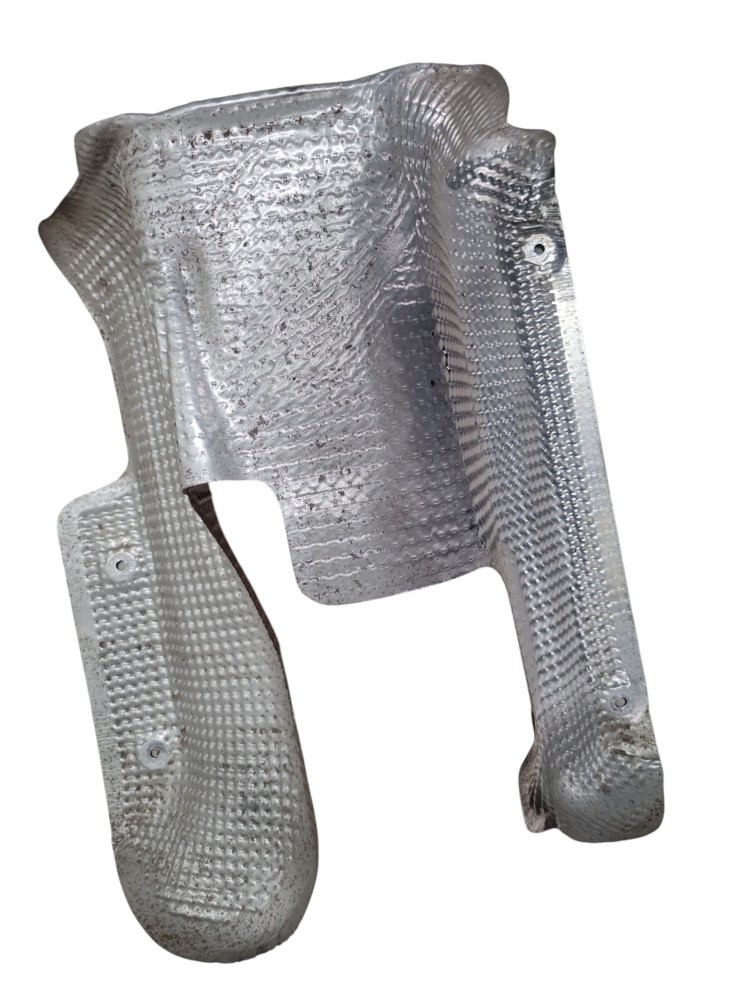 Defletor calor escape assoalho Mercedes Classe C 230 2002 6