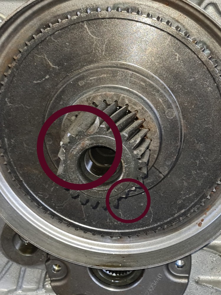 Caixa de câmbio I-Shift Volvo VM 330 2021 2022 DETALHE 3
