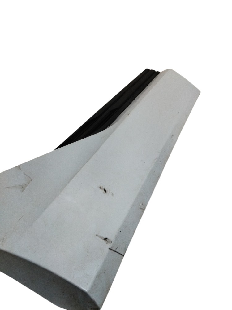 Spoiler porta traseira Audi E-tron elétrico 2022 ORIGINAL 7