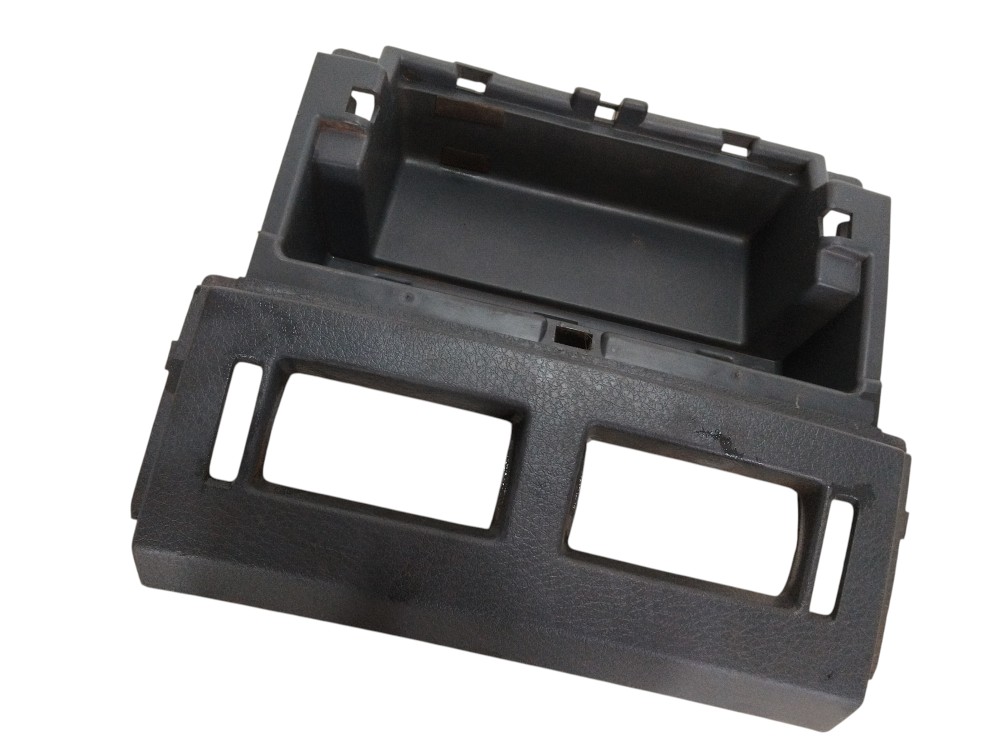 Moldura difusor de ar Central Volvo 2021 20722673 3