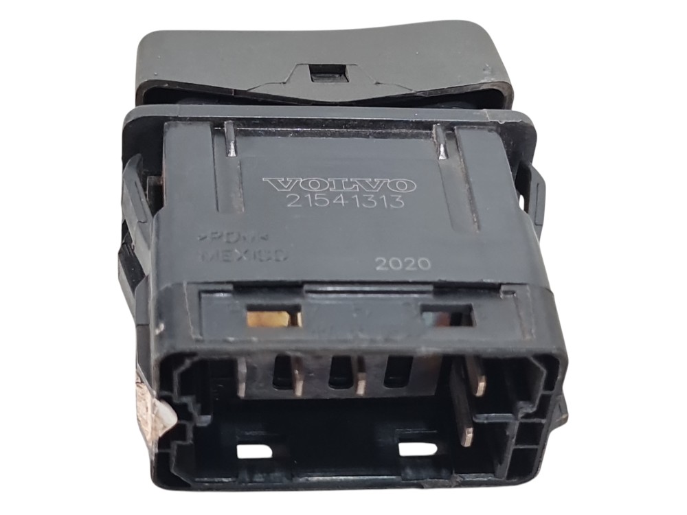 Interruptor acionamento 3 eixo Volvo VM 330 2021 2022 4