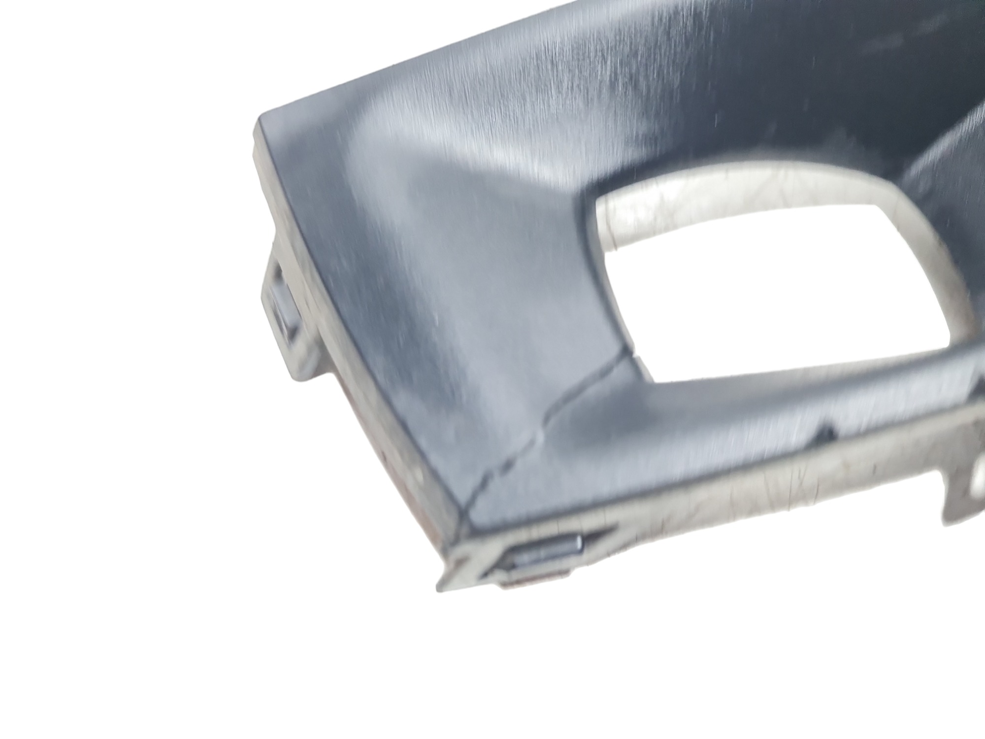 Moldura Direita Farol De Milha Jeep Commander B3509 Detalhe  Direito 3