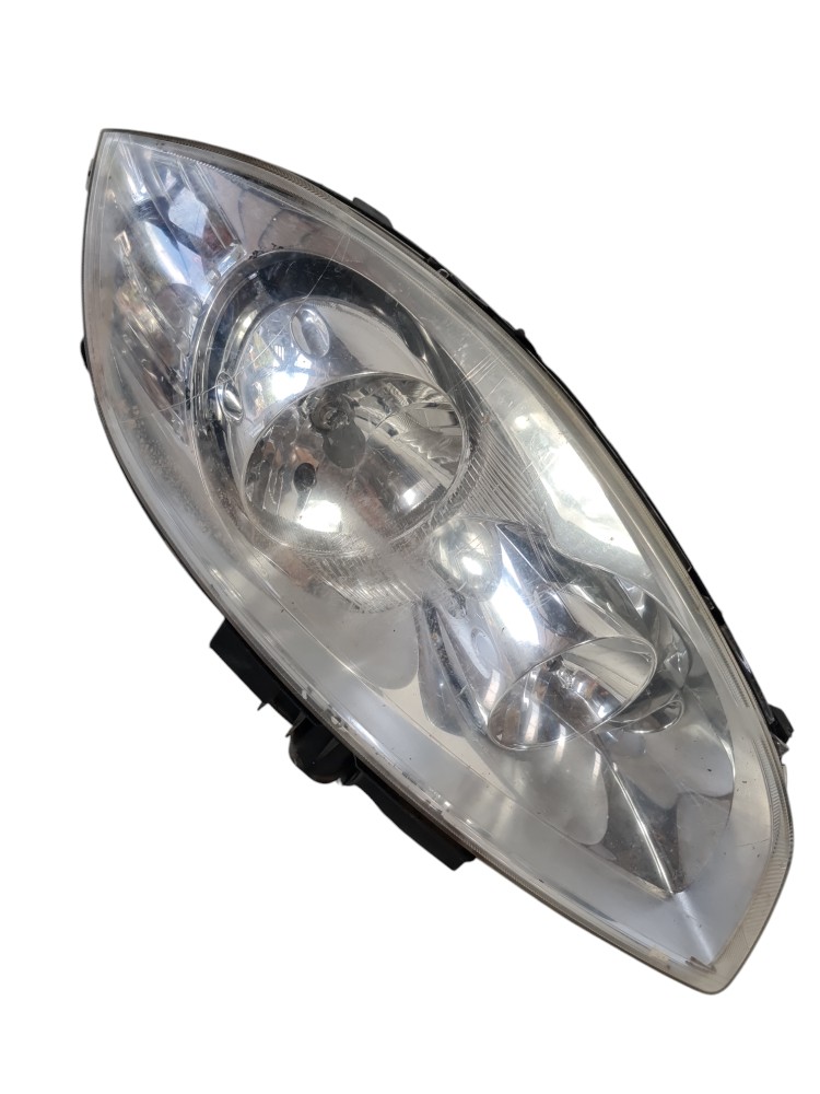 Farol Dianteiro Direito Fiat Linea 2013 Original C Detalhe  Direito/passageiro 3