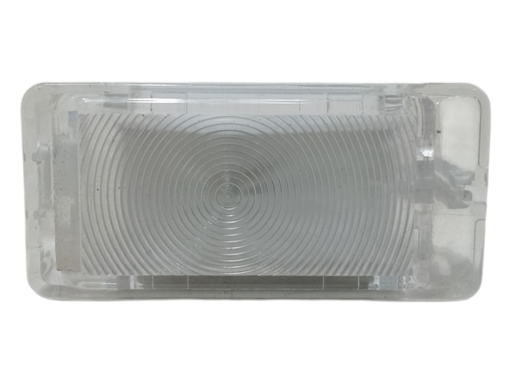 Luz cortesia porta malas luvas Nissan Kicks ano 2025 a 2026