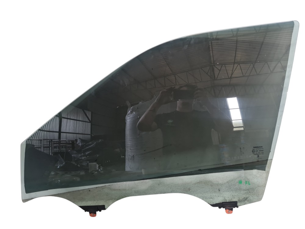 Vidro Porta Dianteiro Esquerdo Nissan Kicks 2023 2024 3