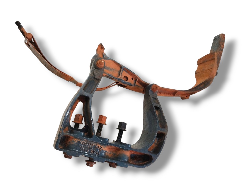 Suporte Catalizador Direito Volvo Vm 330 2021 03212 21972547