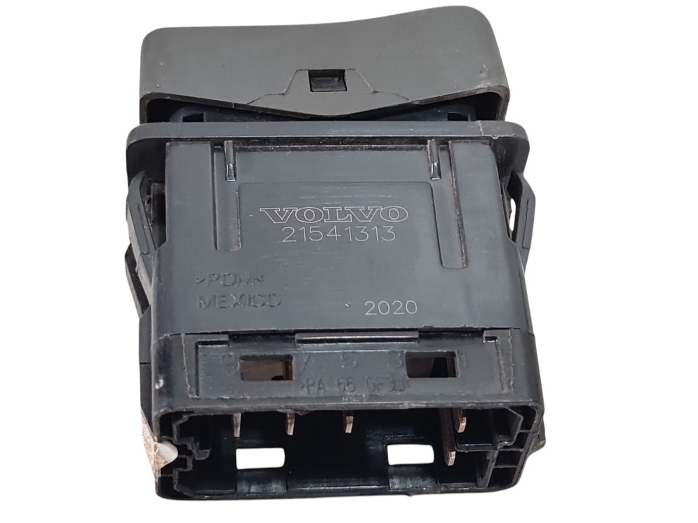 Interruptor acionamento 3 eixo Volvo VM 330 2021 2022 3