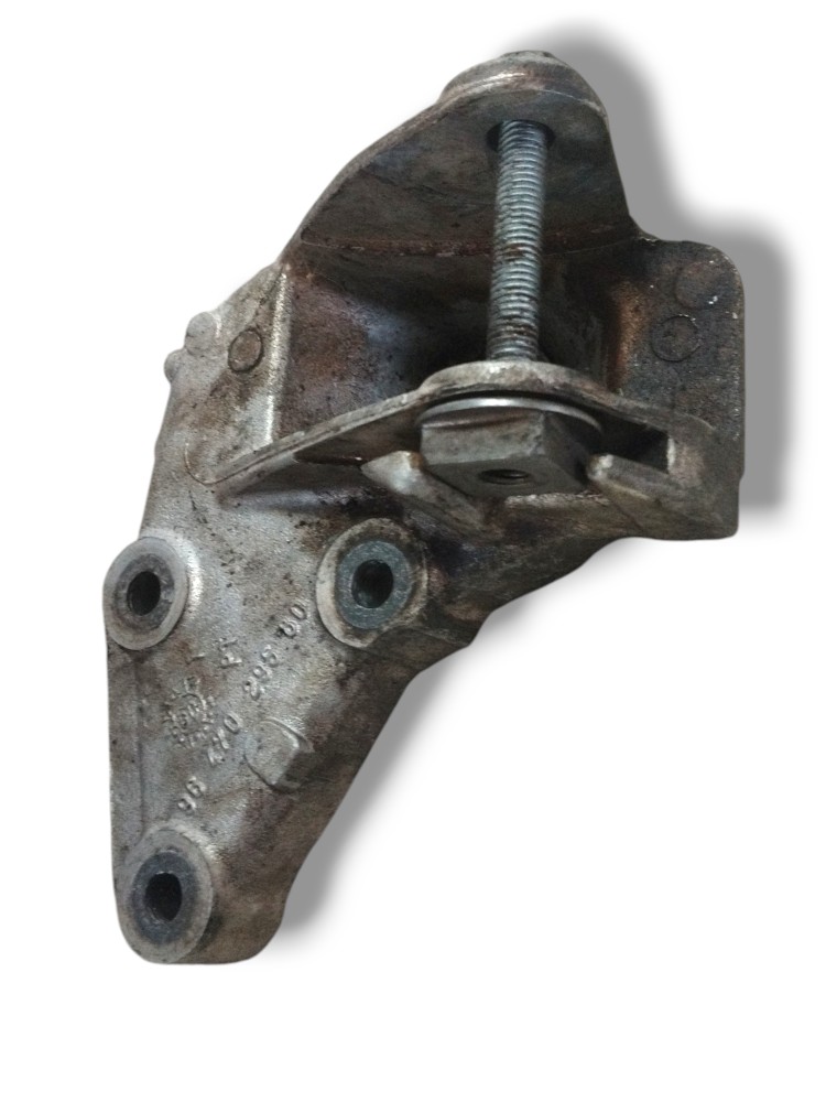 Suporte Do Coxim Direito Do Motor Citroen C5 2.0 2009 2010