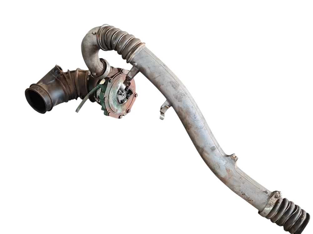 Meia turbina Curva saida turbina Volvo VM 330 2021 2022 6