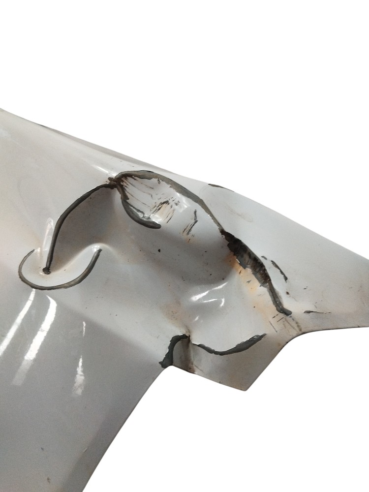 Tampa Traseira Porta Malas Renault Logan 2023 2024 Detalhes 5
