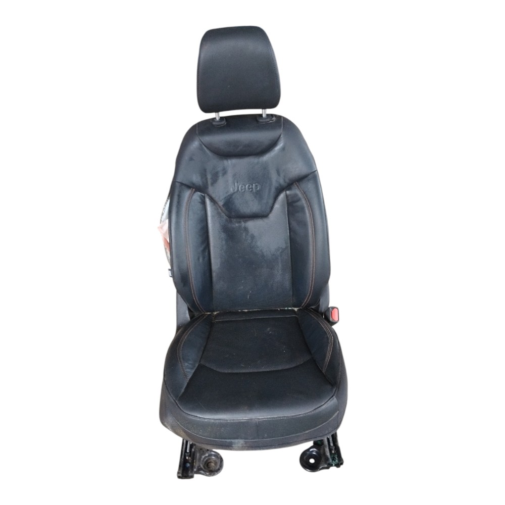 Banco Dianteiro Passageiro Jeep Compass T270 2023 Detalhe  Preto 7