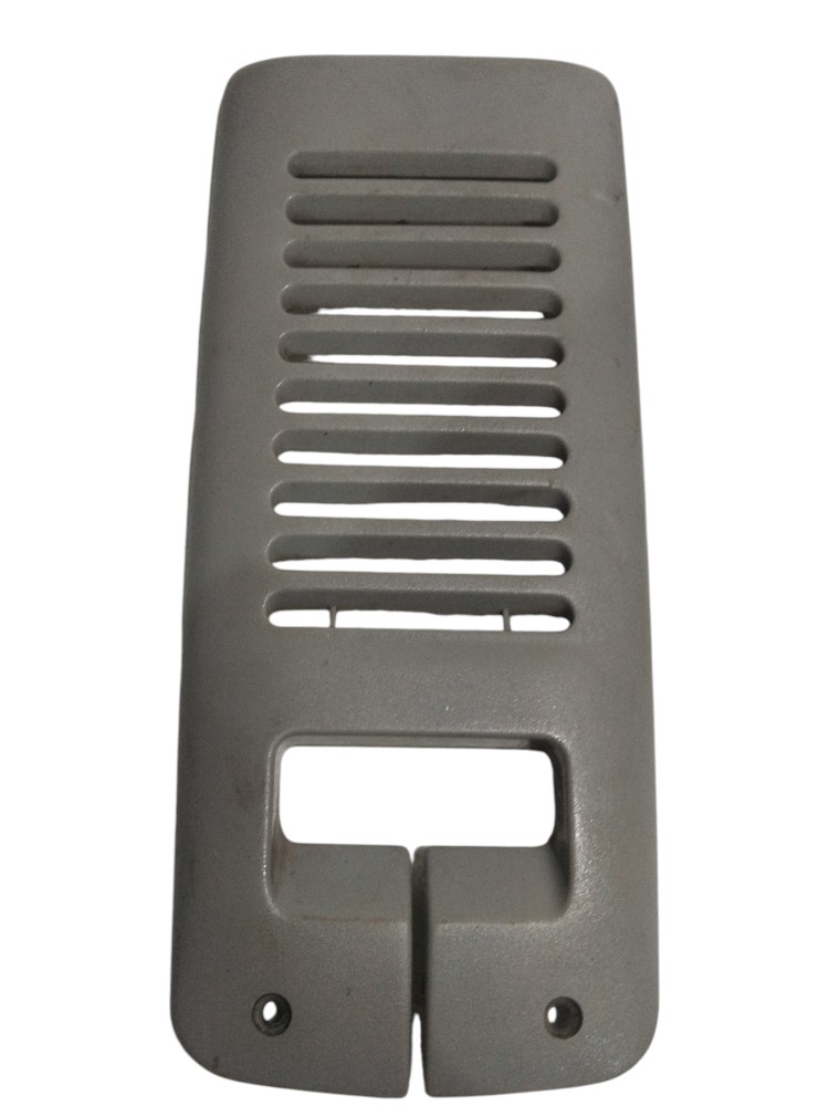 Acabamento difusor de ar parede lateral interna Volvo Vm 330