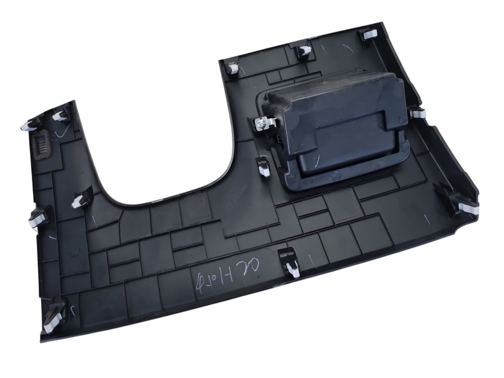 Acabamento inferior capa painel BYD SONG Pro 2025 3
