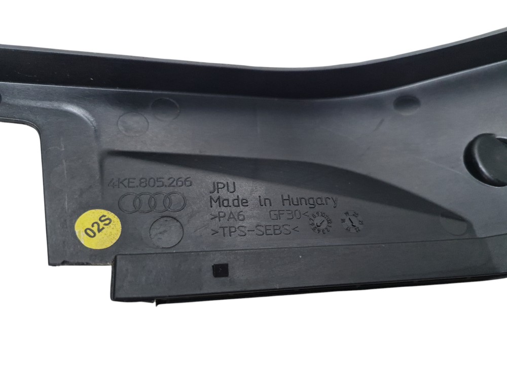 defletor de água da churrasqueira audi e tron 2022 original 6