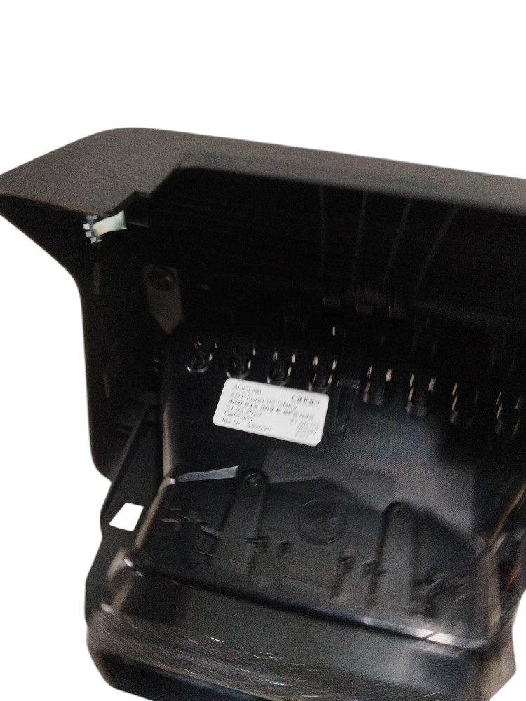 Sainda De Ar Traseira Consile Central Audi Etron Original 6