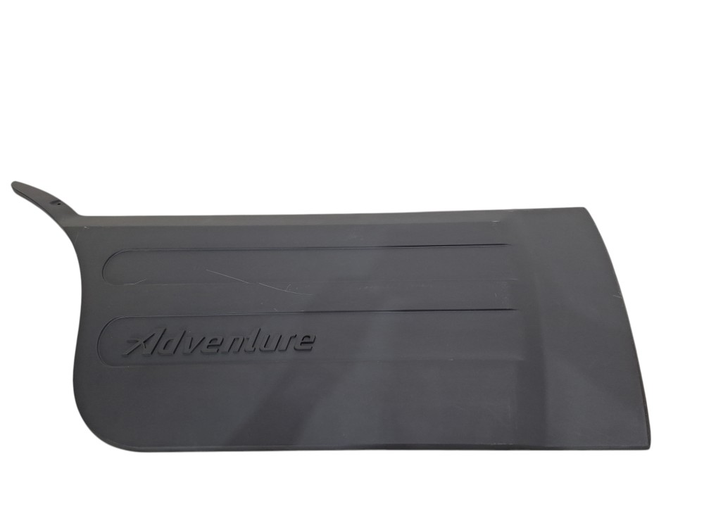 Moldura porta traseira direita Fiat Idea Adventure 2007 2016