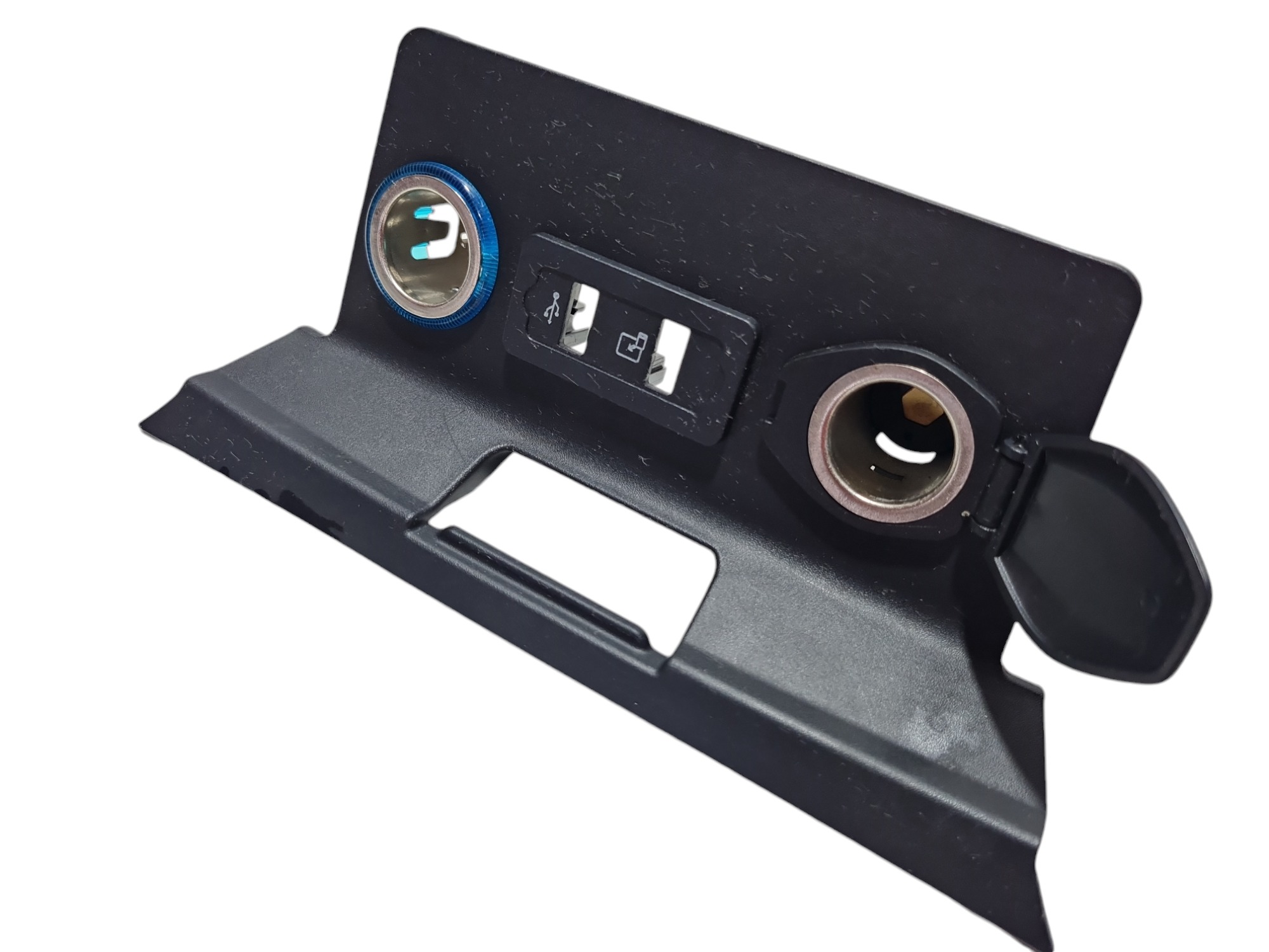 Moldura Acendedor Tomada Chery Tiggo 5 2022 J685306060 3