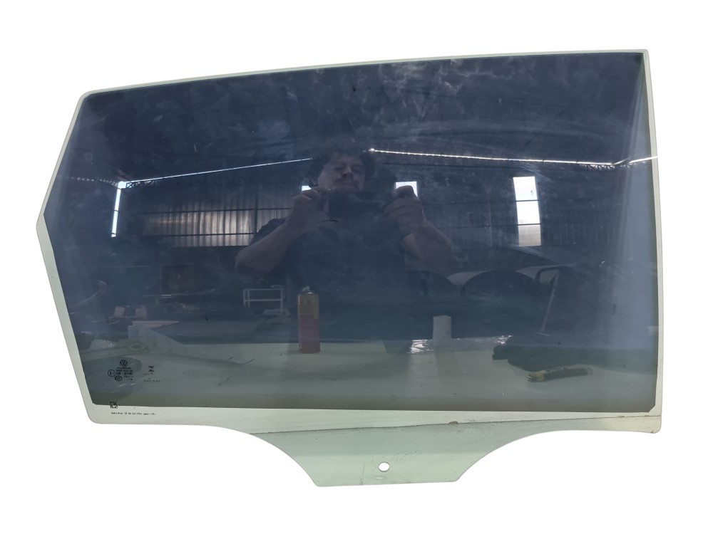 Vidro Porta Traseira Direita Vw Polo 2024 Original 2