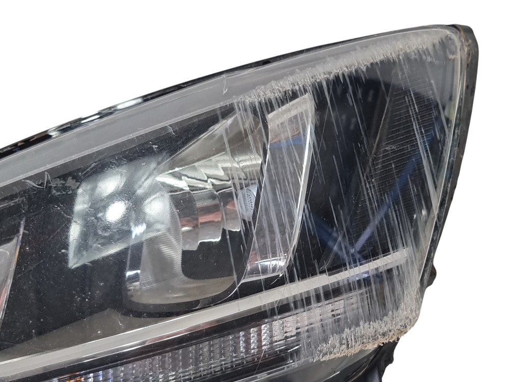 Farol Esquerdo Vw Fox 2015 Original Com Detalhes  Esquerdo/motorista 3
