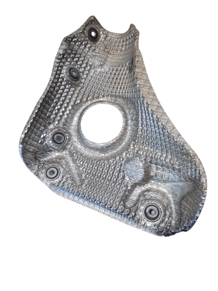 Defletor de calor Toyota Corolla Cross ano 2021 22 original