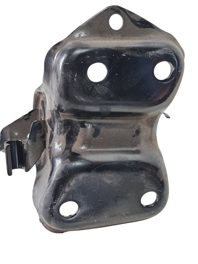 Suporte direito eixo traseiro Fiat Cronos 2023 52025117 6
