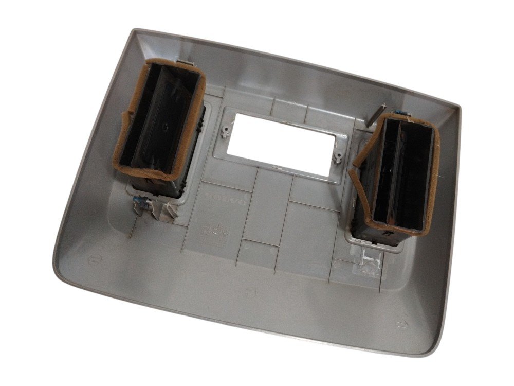 Capa Painel com Difusor Volvo Vm 2021 82794365 6