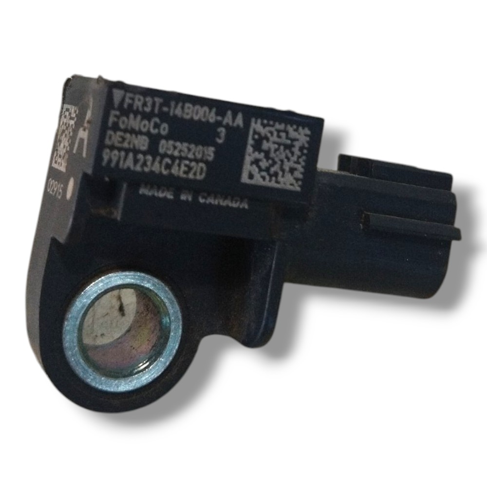 Sensor de impacto dianteiro do New Fiesta 2015 2016 detalhe