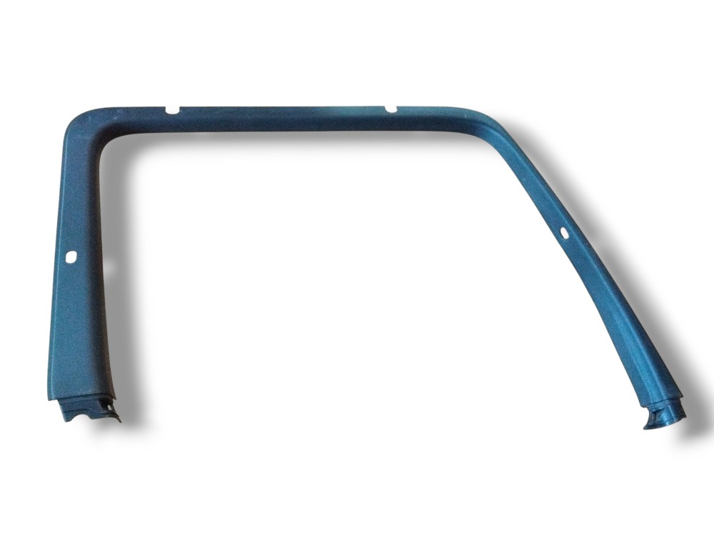 Moldura Porta Esquerda Mercedes Actros2651 2022 2023