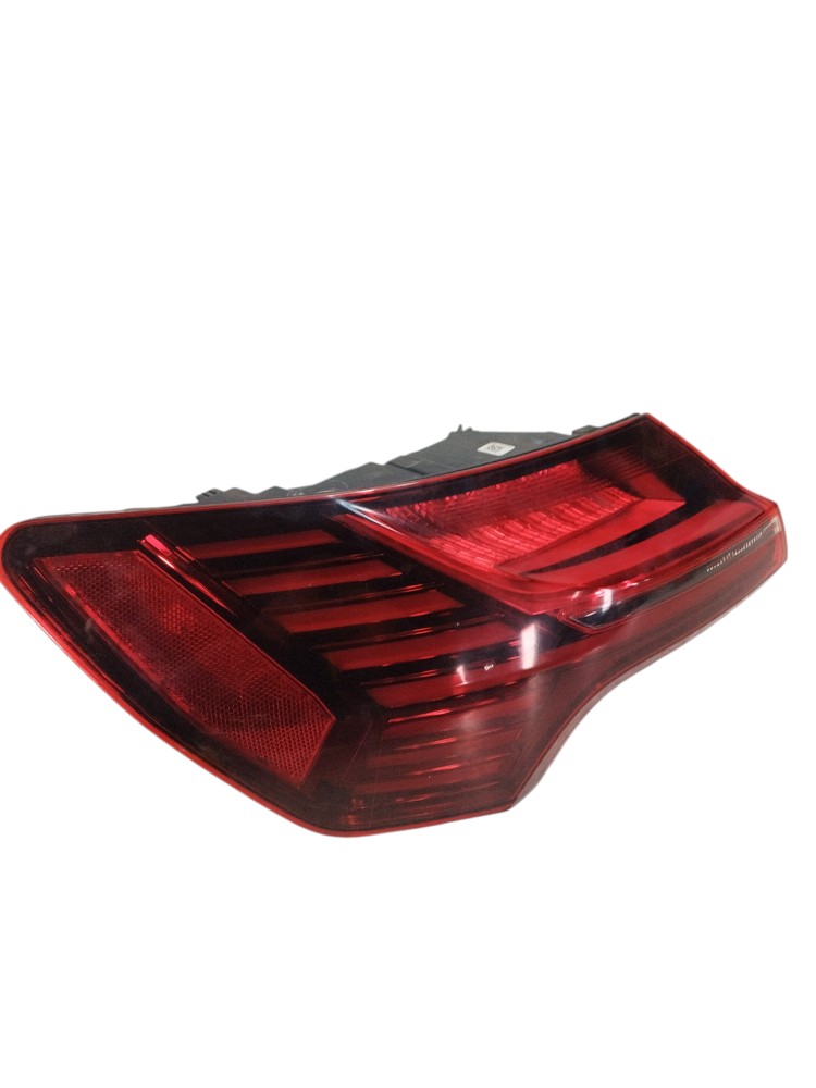 Lanterna traseira lateral Audi Etron 2022 2022 ORIGINAL 2