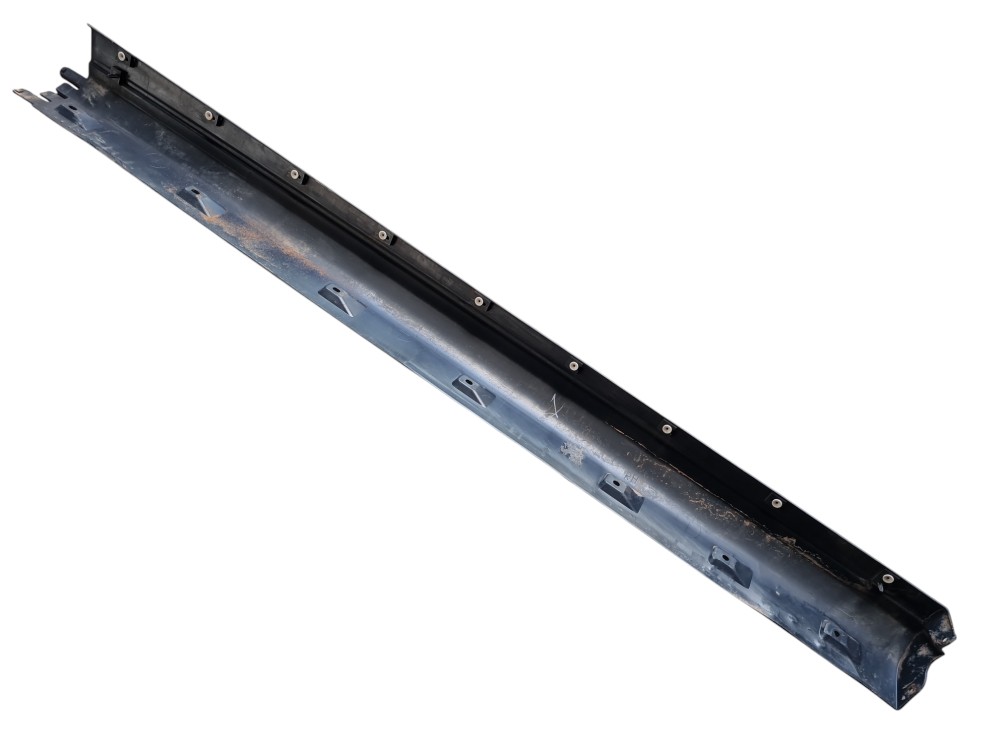 Spoiler Lateral Direito Discovery 4 2015 Ddj00024 Detalhe 5