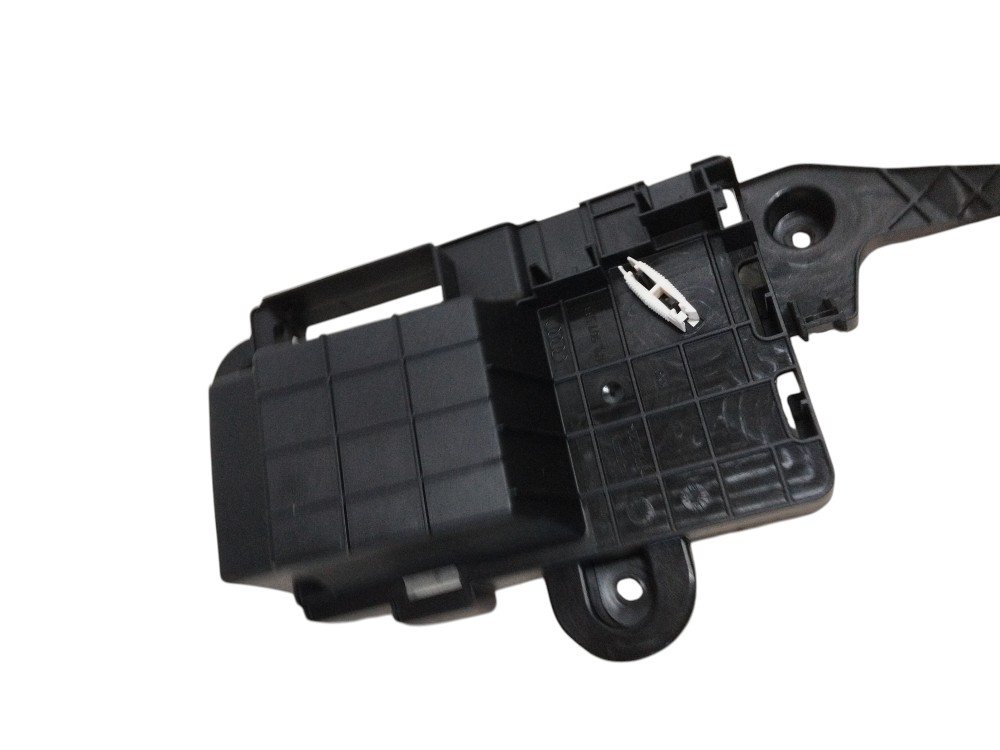 Suporte de fixação módulo Audi Etron 2022 ORIGINAL 3