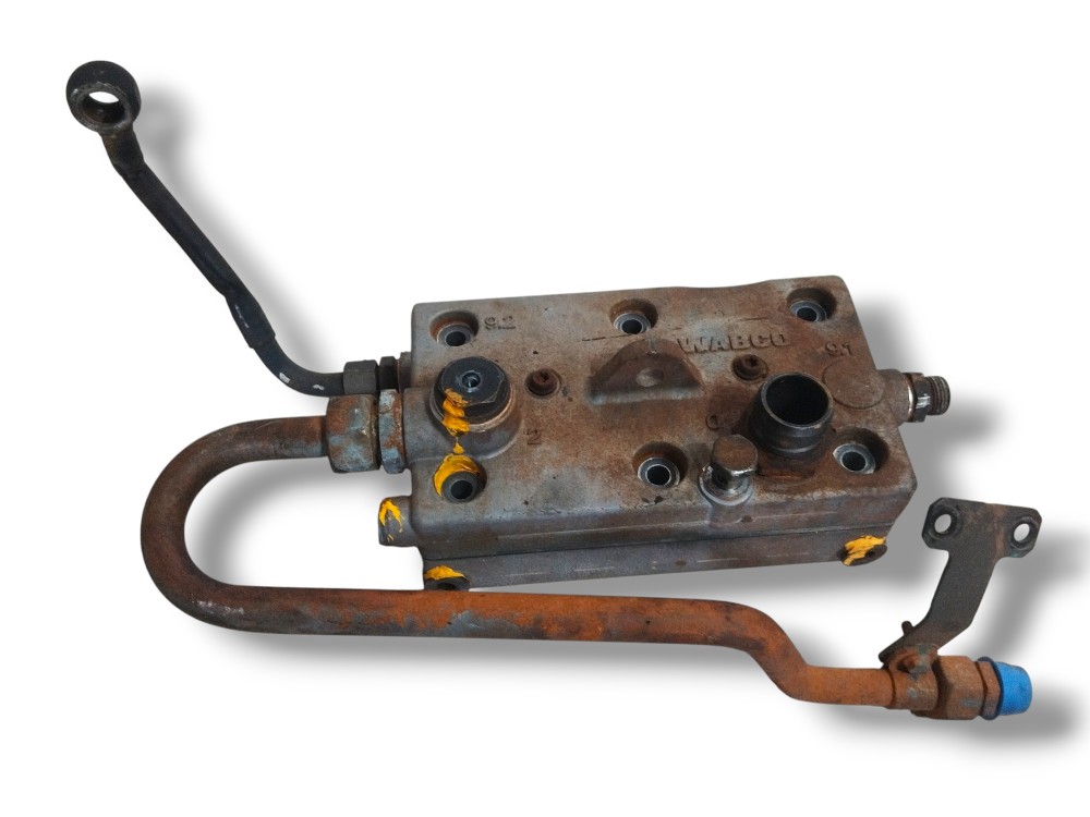 Cabeçote Compressor Com Mangueira Mercedes Actros2651 2022 1