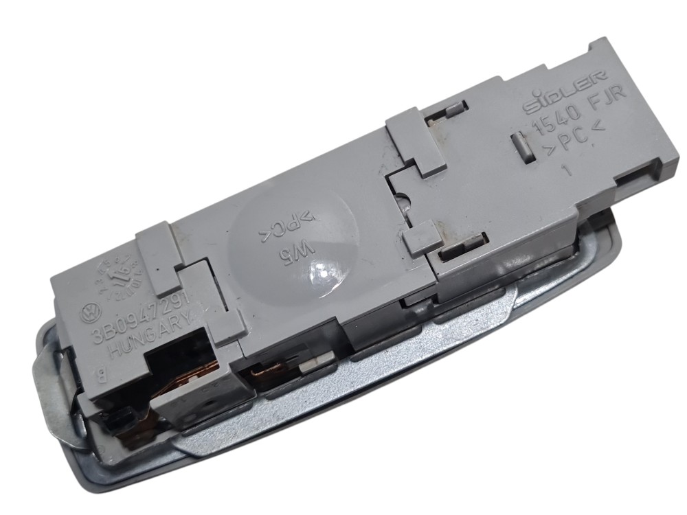 Luz Lanterna Teto Cortesia Jett Vw Bora Fox Golf 2014 A 2016 6
